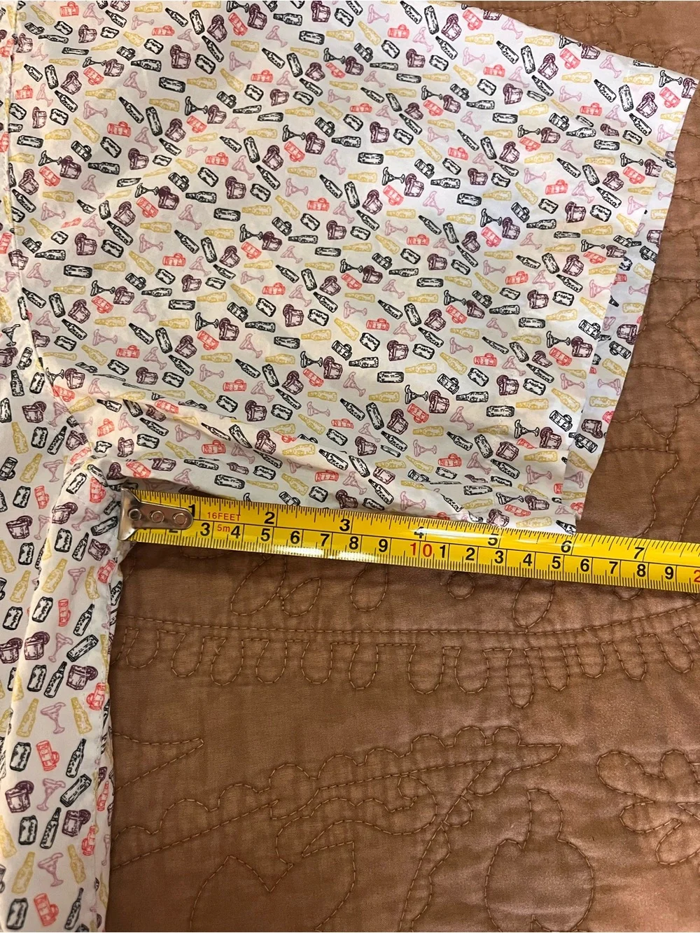 Ariat Button-Front Short Sleeve XL Adult Beverage Pattern Breast Pocket